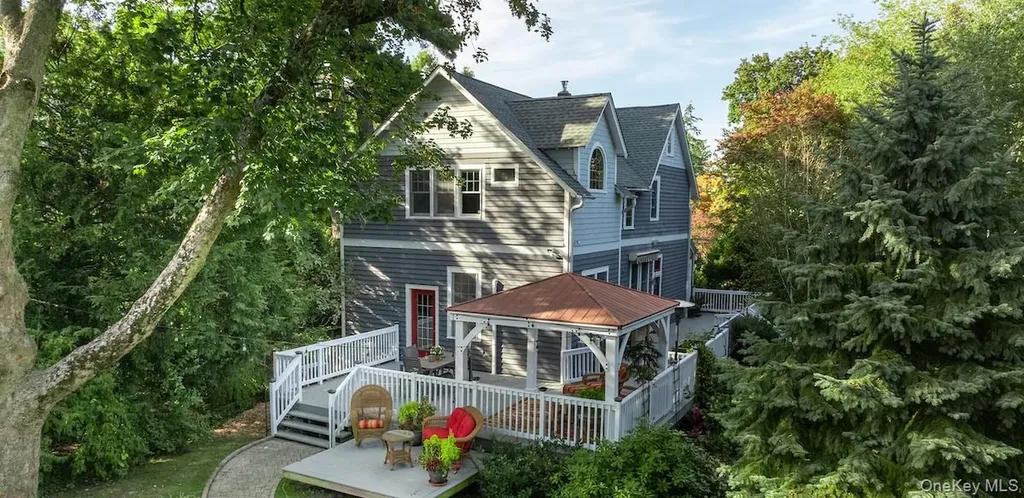 50 Belden Avenue Dobbs Ferry NY 10522