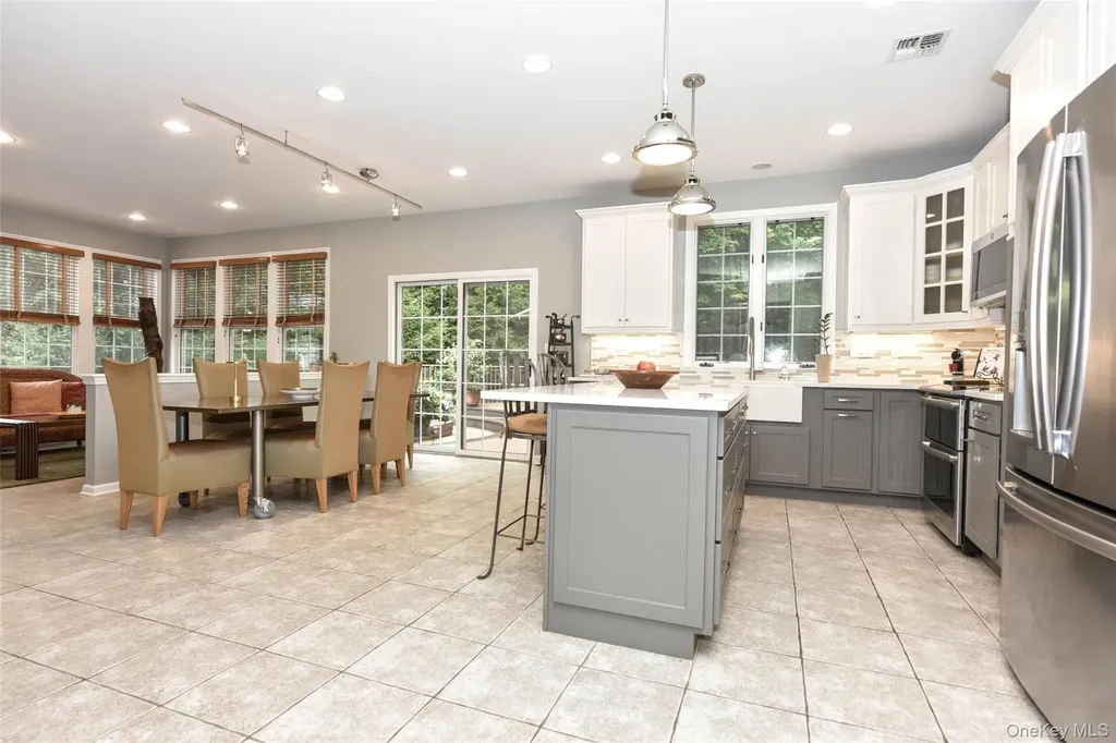 64 Cedar Drive Tuxedo Park NY 10987
