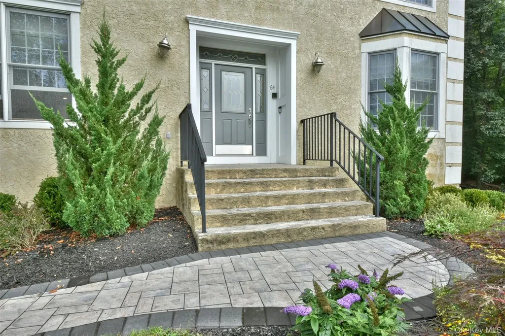 64 Cedar Drive Tuxedo Park NY 10987