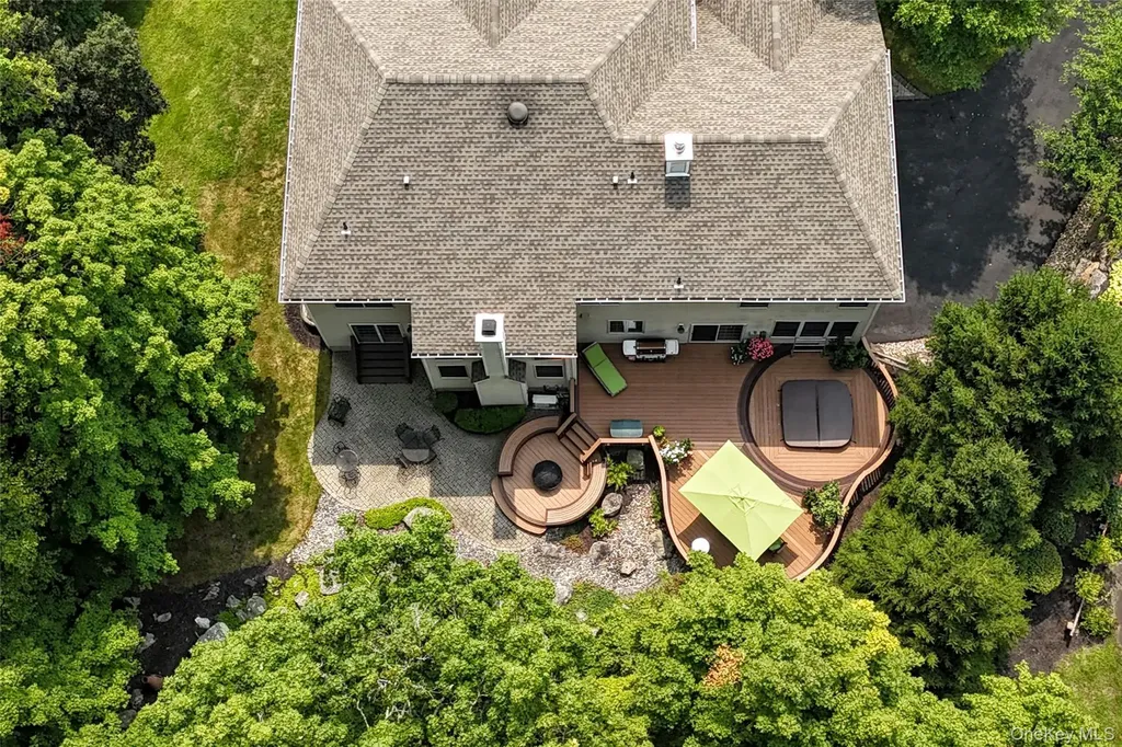 64 Cedar Drive Tuxedo Park NY 10987