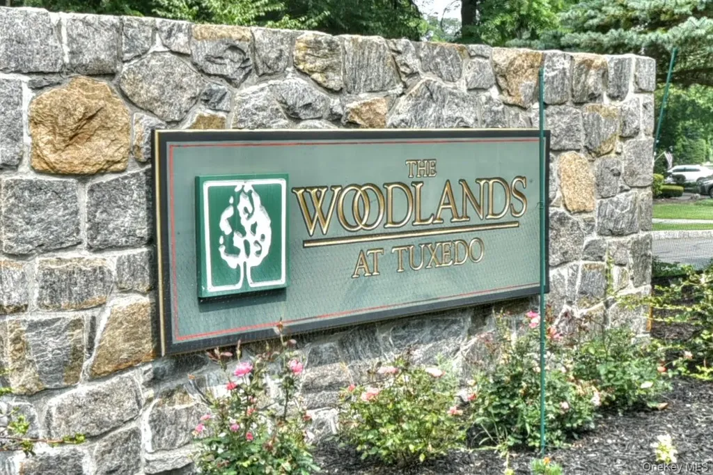 64 Cedar Drive Tuxedo Park NY 10987