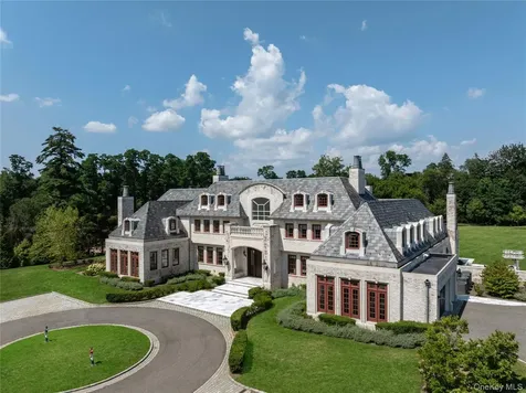 9 Hicks Lane Sands Point NY 11050
