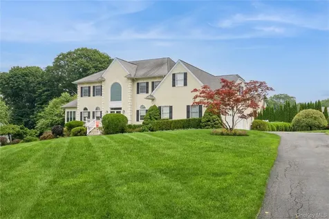 90 Majestic Ridge Carmel NY 10512