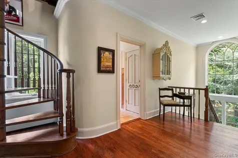 19 Kingdom Ridge Road Bedford NY 10506