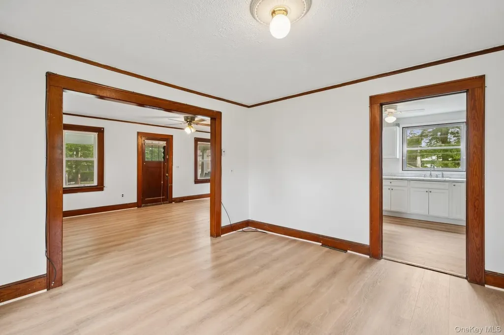 7 Mohin Park New Hampton NY 10958