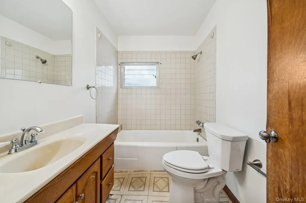 7 Mohin Park New Hampton NY 10958