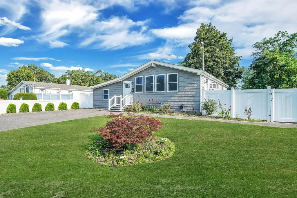 56 Hackmatac Street Central Islip NY 11722