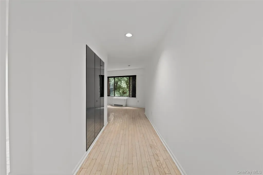 24 Ray Place Scarsdale NY 10583