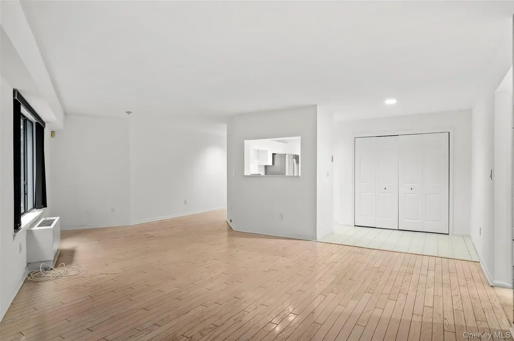 24 Ray Place Scarsdale NY 10583
