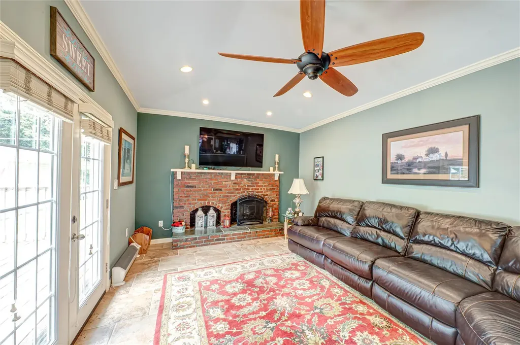 76 Burlington Boulevard Smithtown NY 11787