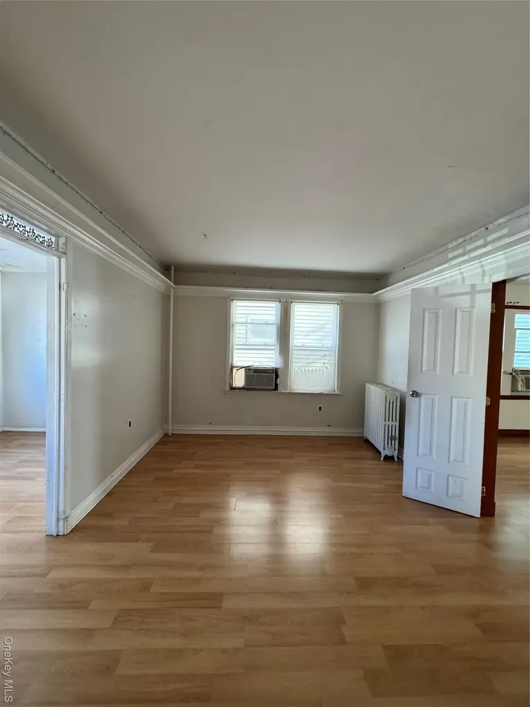 19 Jacob Street Elmont NY 11003
