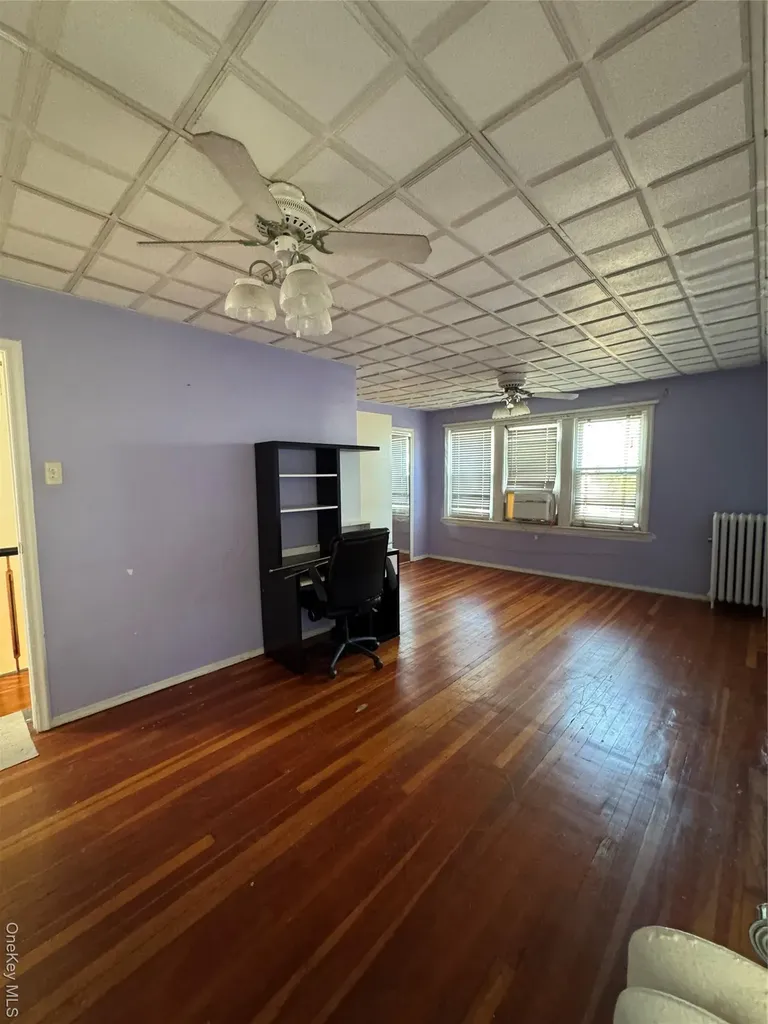 19 Jacob Street Elmont NY 11003