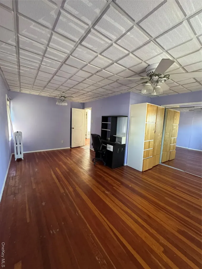 19 Jacob Street Elmont NY 11003