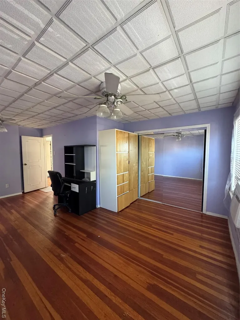 19 Jacob Street Elmont NY 11003