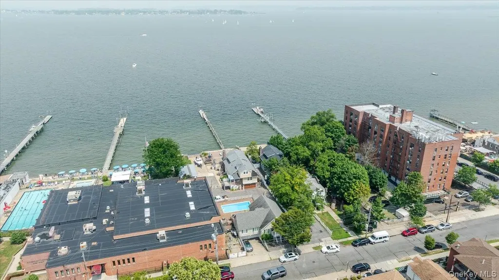 1321 Shore Drive Bronx NY 10465