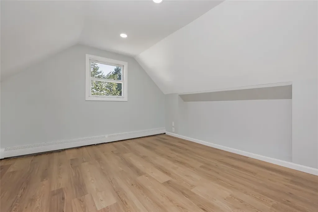 594 Fenworth Boulevard Franklin Square NY 11010