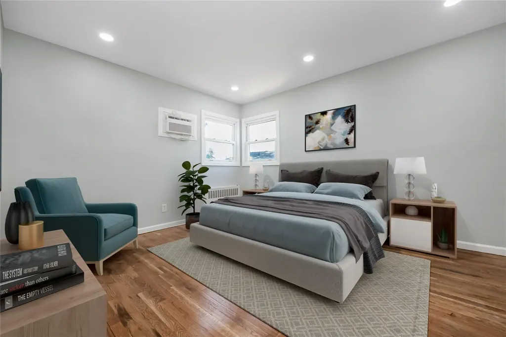 594 Fenworth Boulevard Franklin Square NY 11010