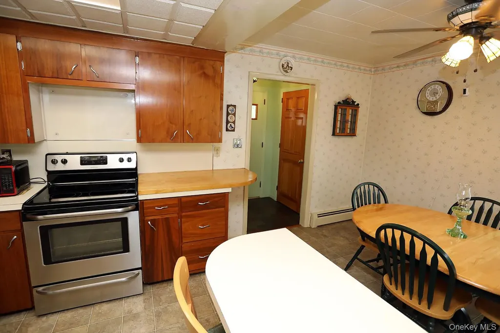 9568 State Route 97 Callicoon NY 12723