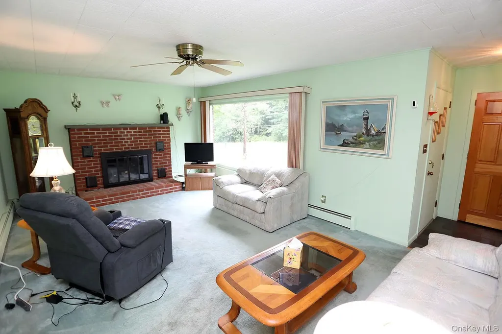 9568 State Route 97 Callicoon NY 12723