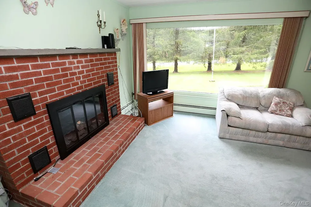 9568 State Route 97 Callicoon NY 12723