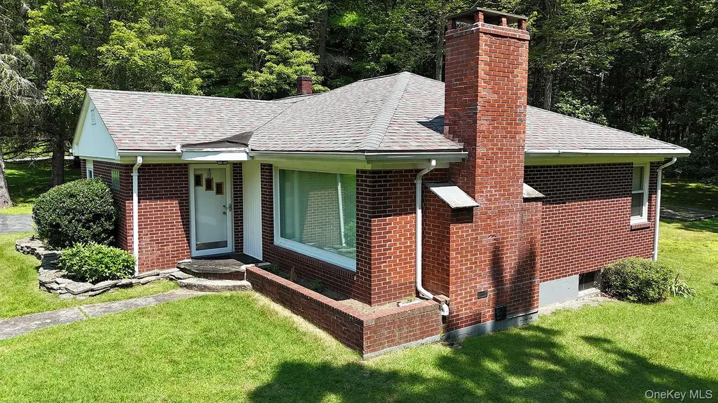 9568 State Route 97 Callicoon NY 12723