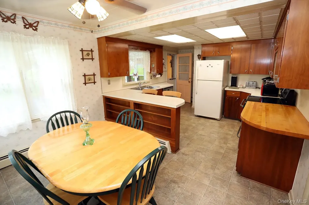 9568 State Route 97 Callicoon NY 12723
