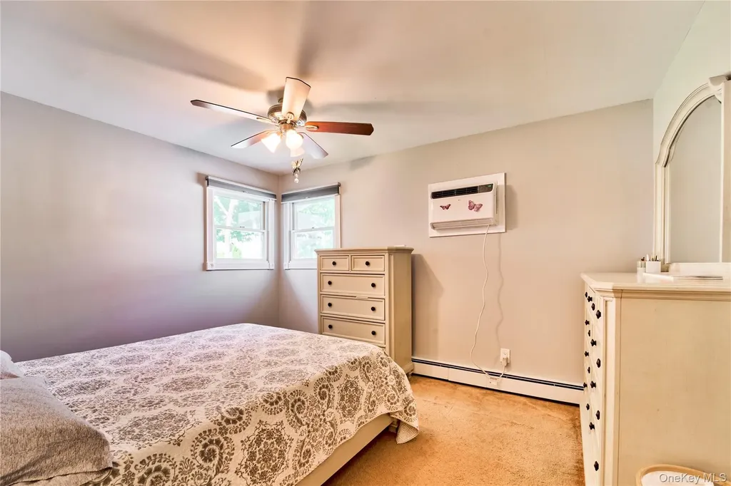 17 Sheridan Road Babylon NY 11702