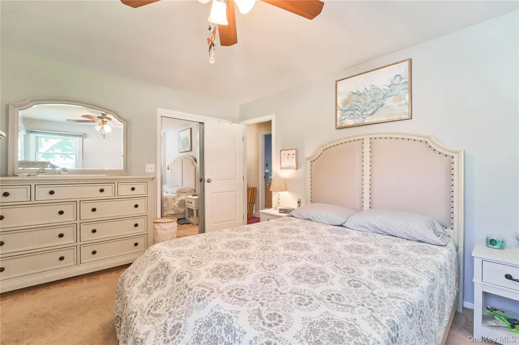 17 Sheridan Road Babylon NY 11702