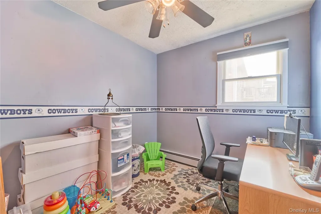 17 Sheridan Road Babylon NY 11702