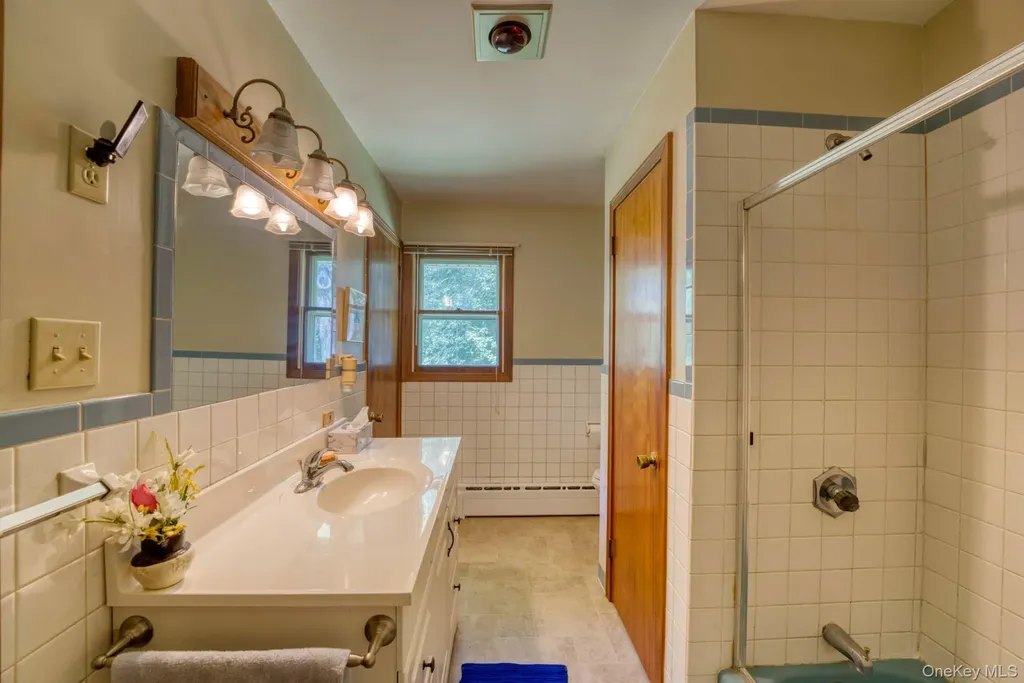 146 Schultz Lane Kingston NY 12401