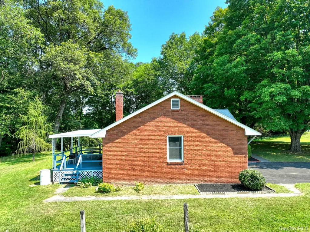 146 Schultz Lane Kingston NY 12401