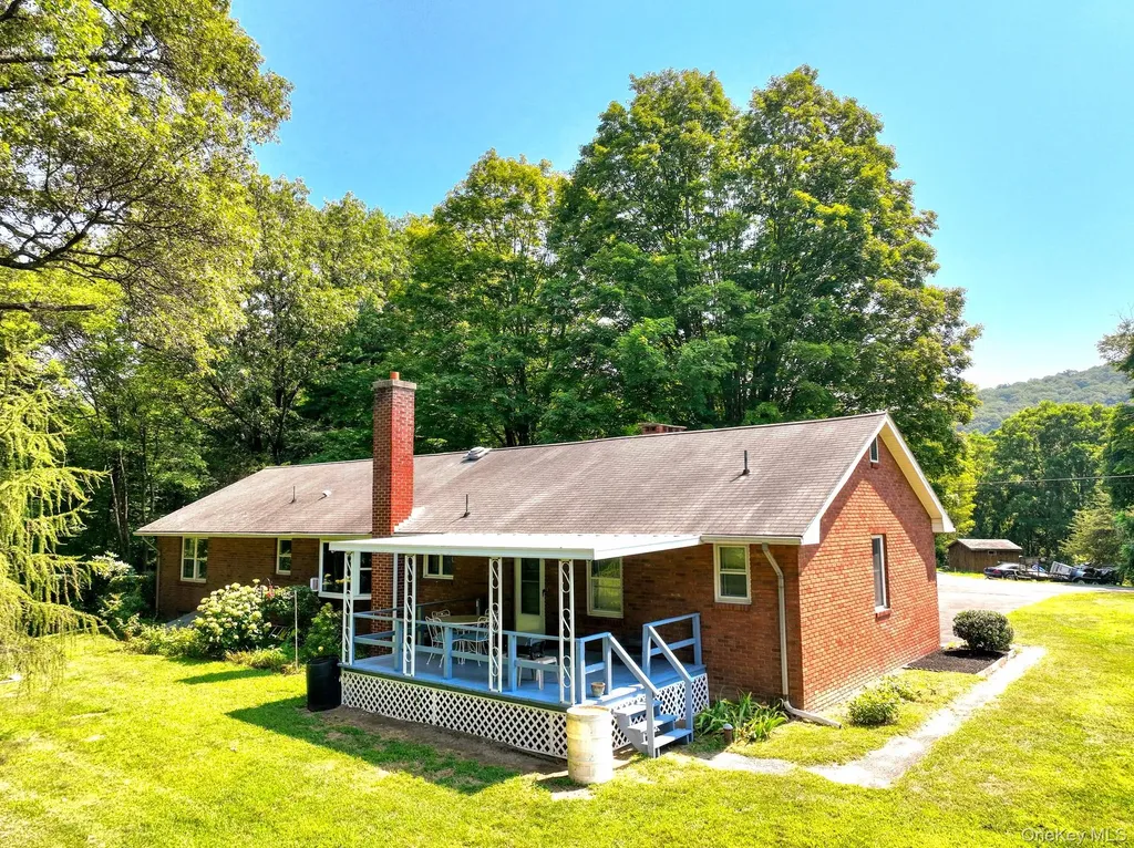 146 Schultz Lane Kingston NY 12401