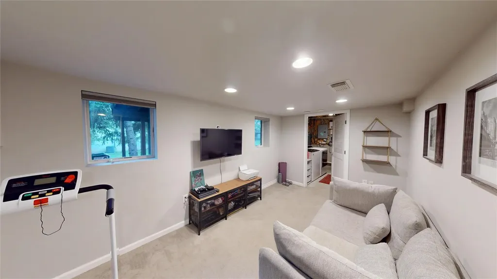 22 Leif Boulevard Congers NY 10920