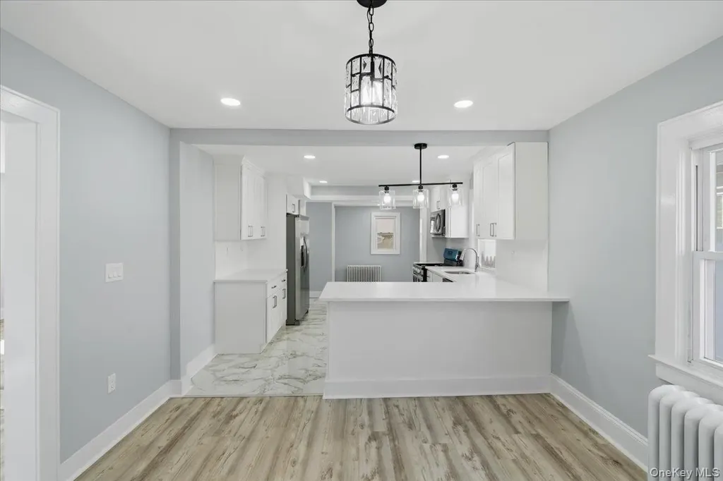 4 Hilton Street Lynbrook NY 11563