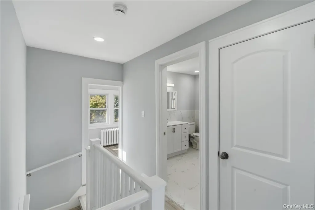 4 Hilton Street Lynbrook NY 11563