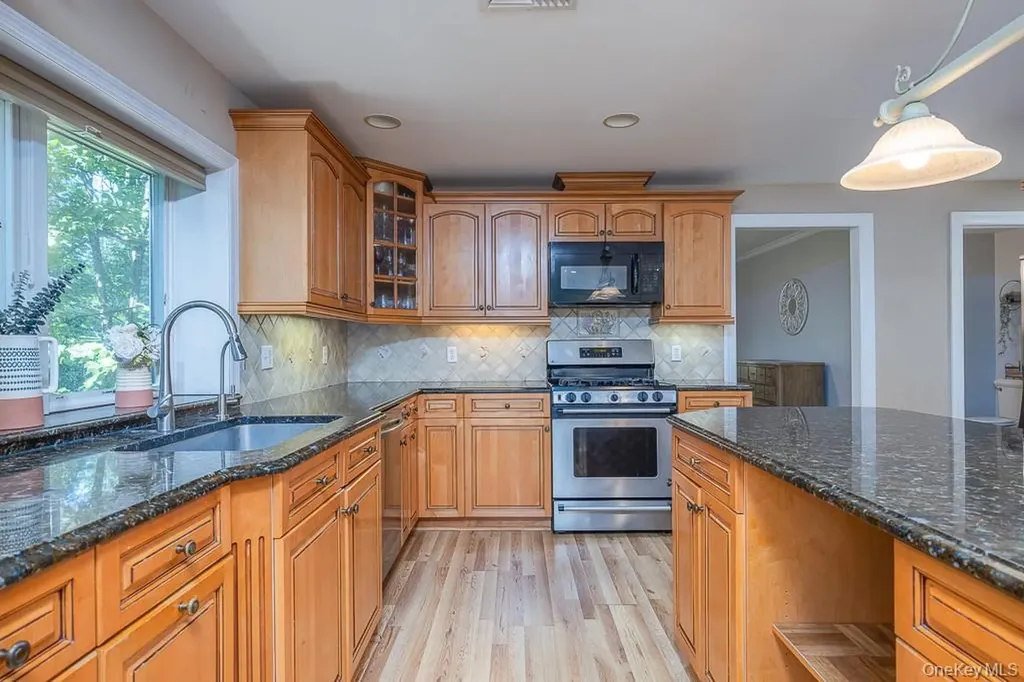 5 Marycrest Road West Nyack NY 10994