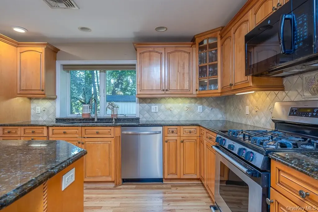 5 Marycrest Road West Nyack NY 10994