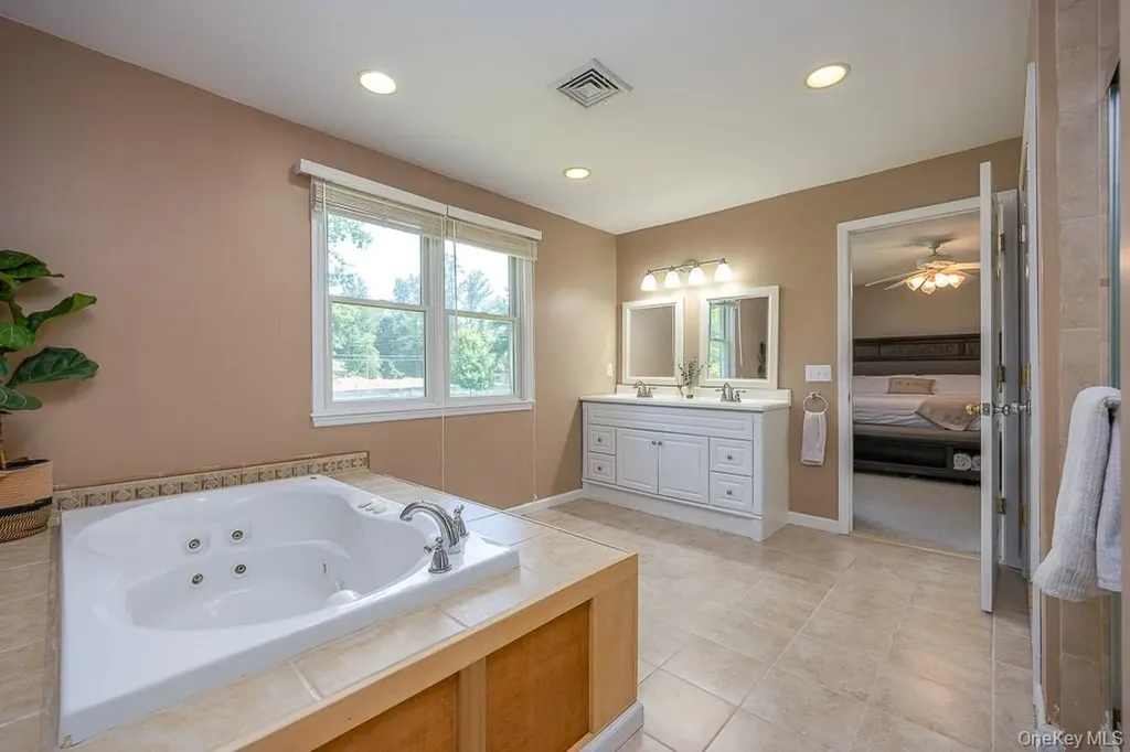 5 Marycrest Road West Nyack NY 10994