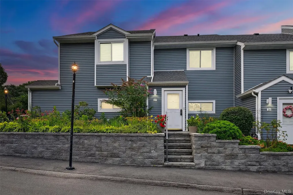 27 Waterview Estate Peekskill NY 10566