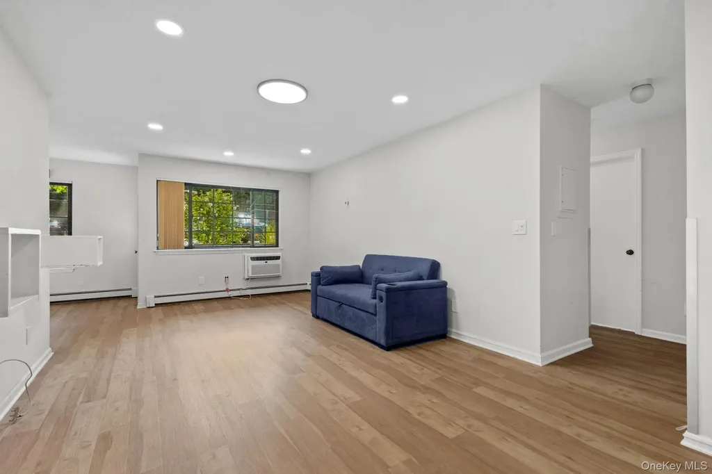 9 Foxwood Circle Mount Kisco NY 10549