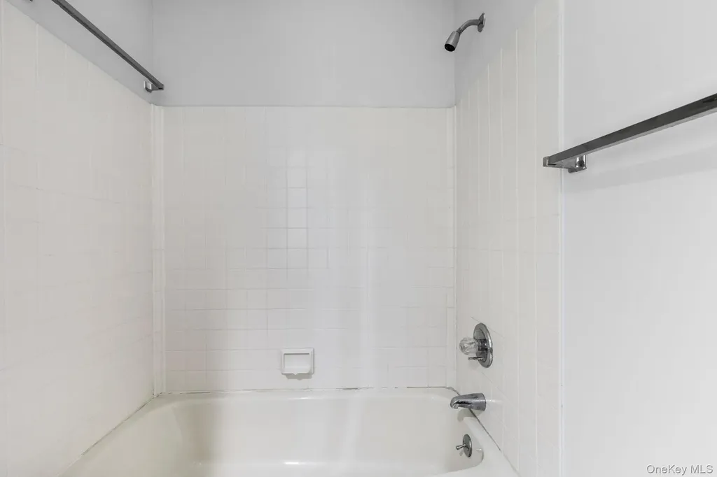 9 Foxwood Circle Mount Kisco NY 10549
