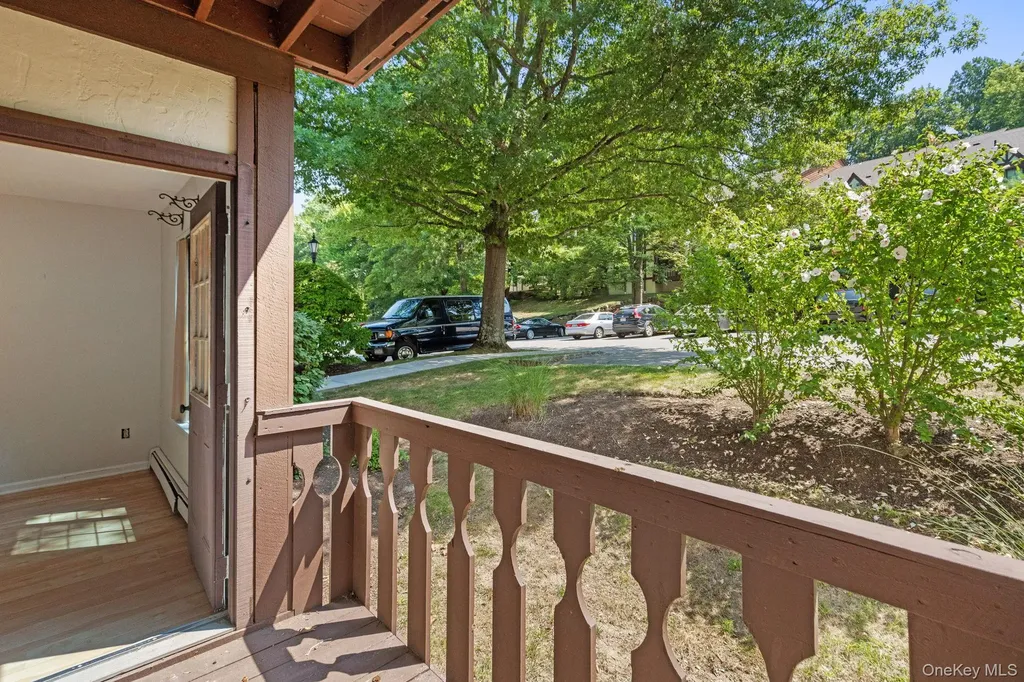 9 Foxwood Circle Mount Kisco NY 10549