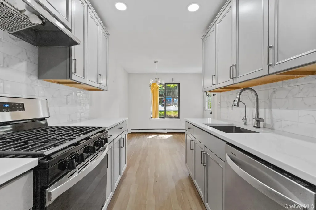 9 Foxwood Circle Mount Kisco NY 10549