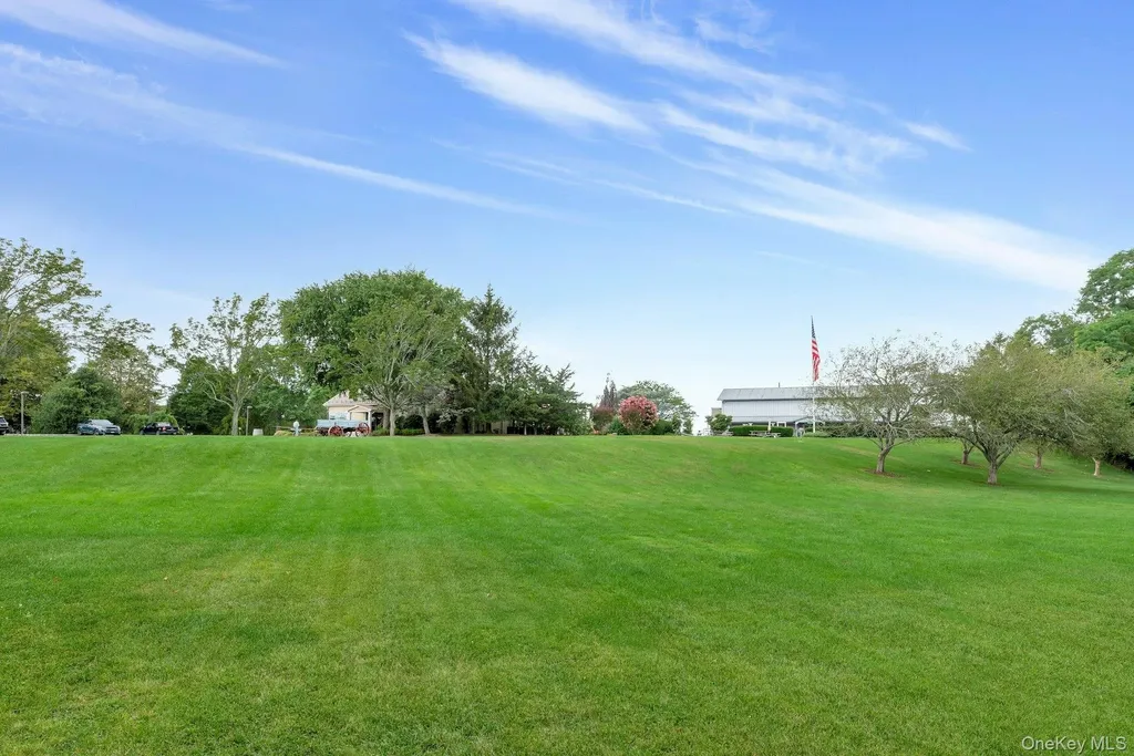 44075 Route 25 Peconic NY 11971