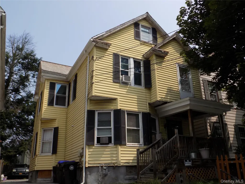 15 Thompson Street Poughkeepsie NY 12601