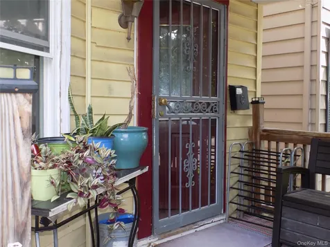 15 Thompson Street Poughkeepsie NY 12601