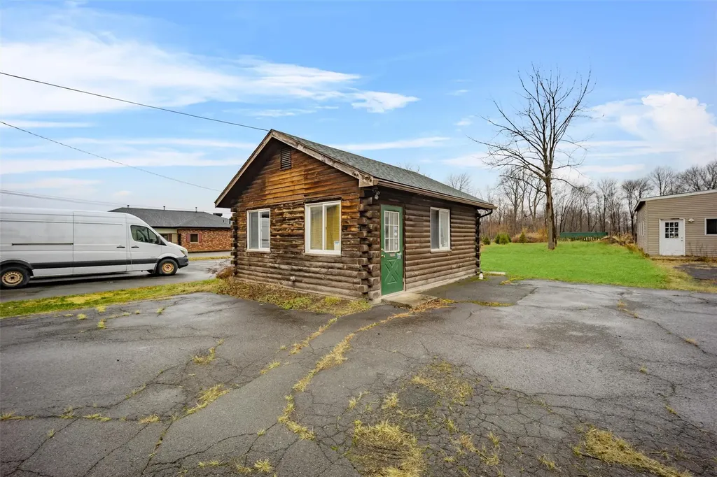 79 Maple Avenue Catskill NY 12414