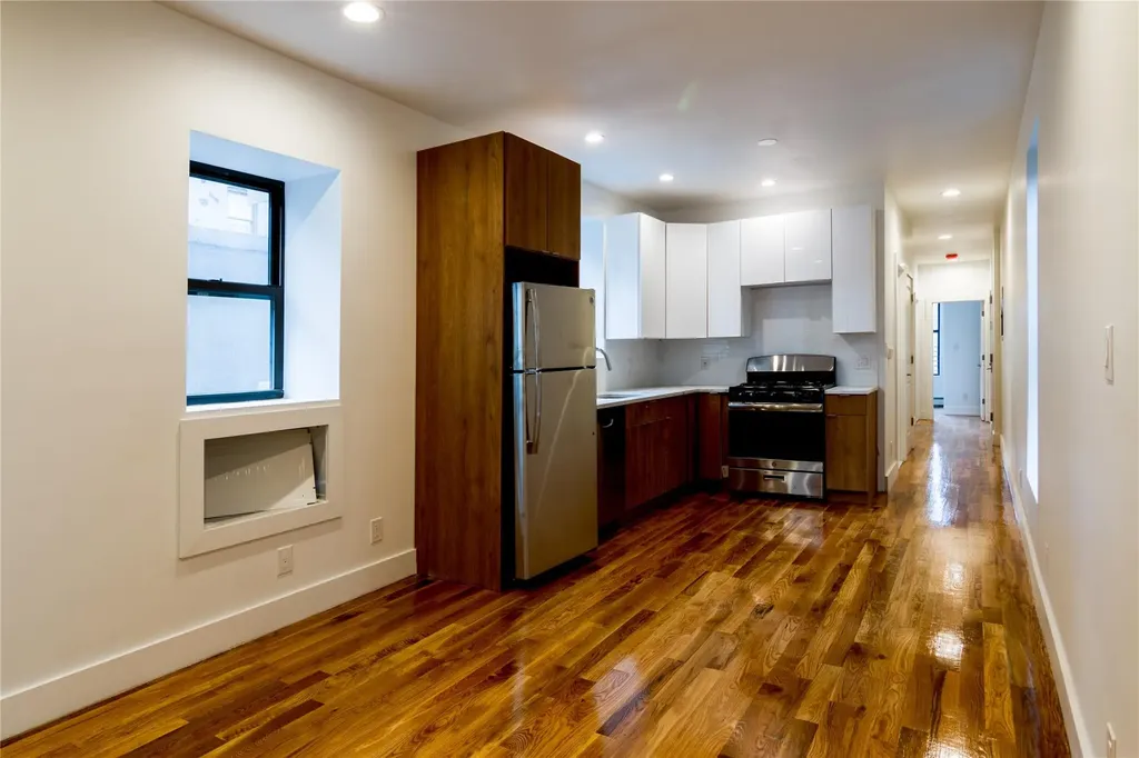 579 E 168th Street Bronx NY 10456