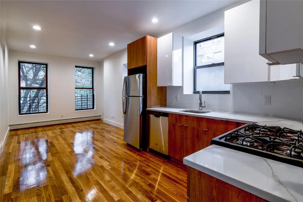 579 E 168th Street Bronx NY 10456