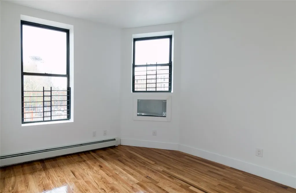 579 E 168th Street Bronx NY 10456